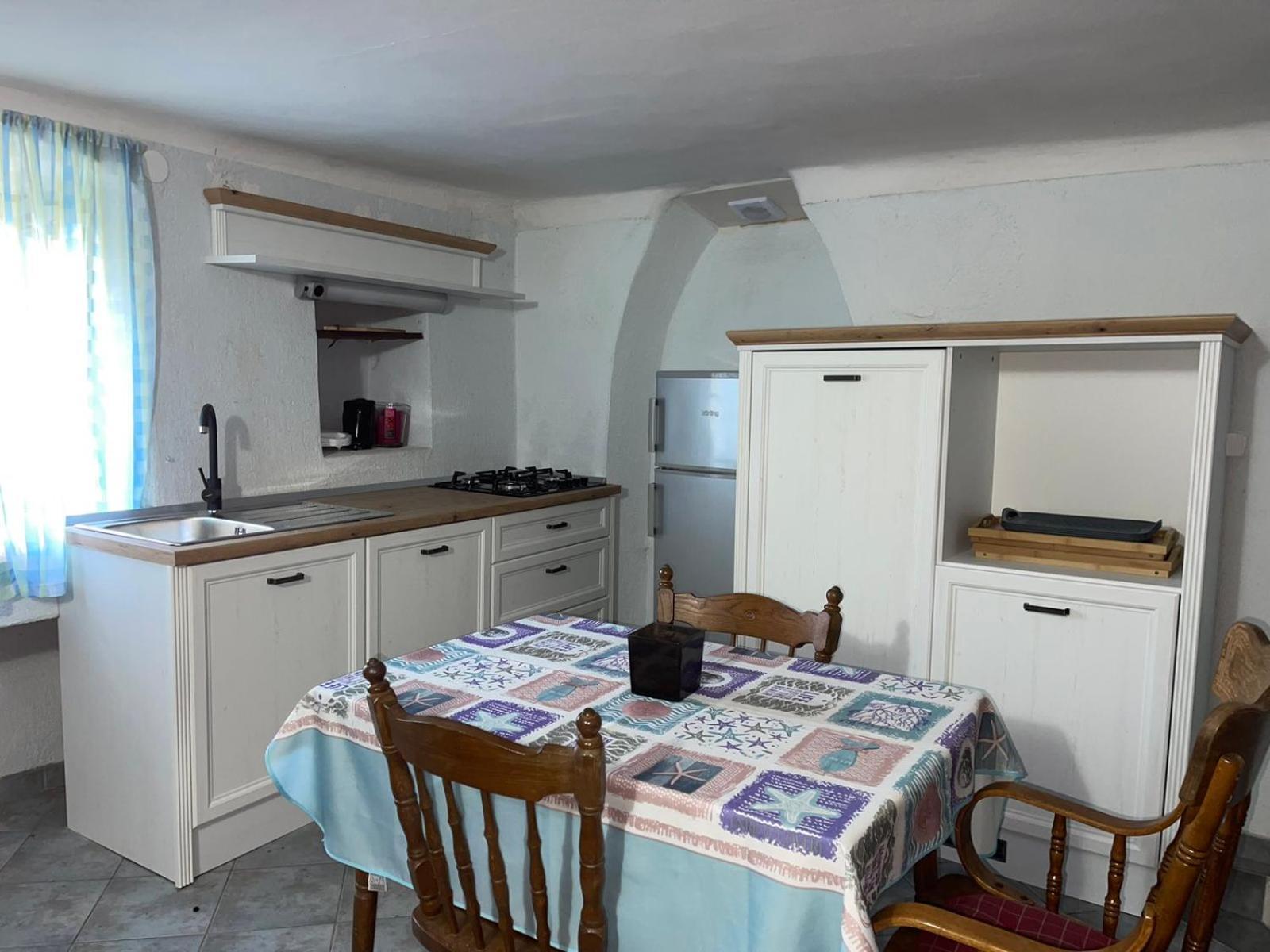 Apartment Kalikut ベリ エクステリア 写真